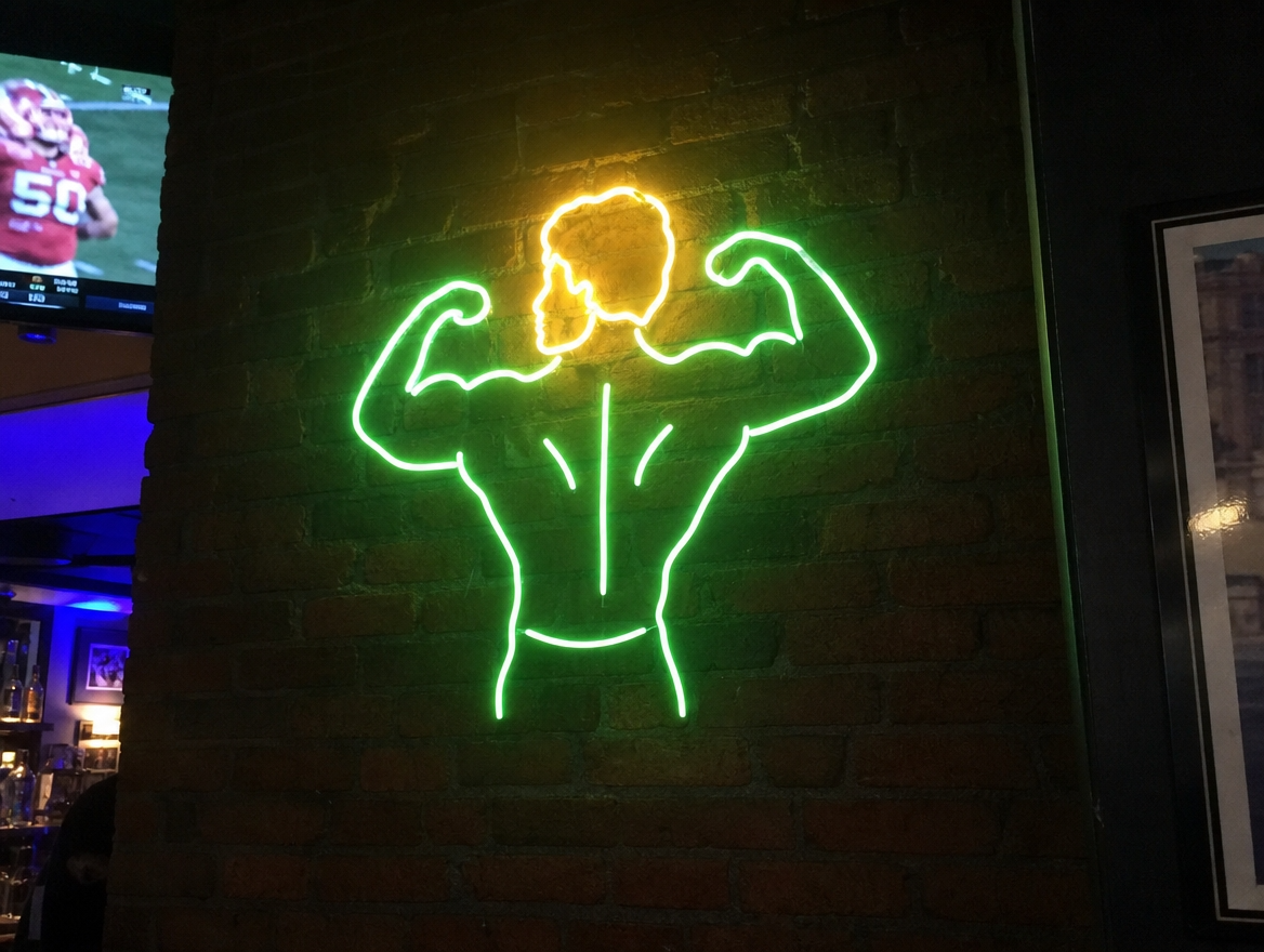 Muscle Girls Bar 筋肉愛